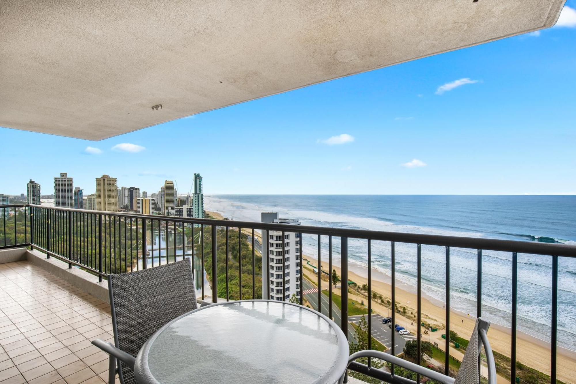 Capricorn One Beachside Holiday Apartments - Official Gold Coast Ngoại thất bức ảnh